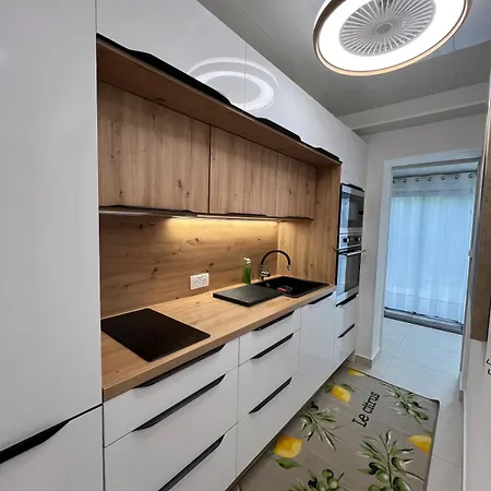 Calme Et Moderne Avec Jardin, Centre Ville, Appartement La Grande Motte